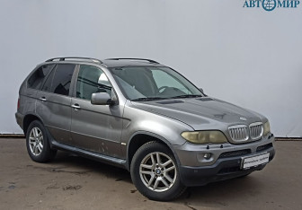 Подержанный автомобиль BMW X5 2003 года (3 фото)