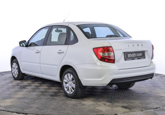 Подержанный автомобиль LADA (ВАЗ) Granta Sedan 2022 года (7 фото)