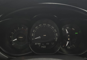 Подержанный автомобиль LADA (ВАЗ) Vesta Sedan 2017 года (12 фото)