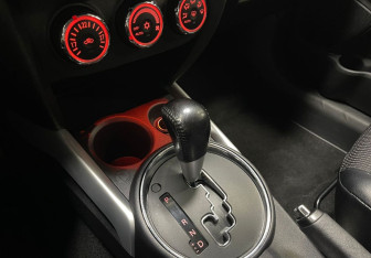 Подержанный автомобиль Peugeot 4008 2012 года (14 фото)