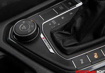 Подержанный автомобиль Volkswagen Tiguan 2018 года (18 фото)