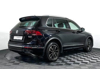 Подержанный автомобиль Volkswagen Tiguan 2018 года (5 фото)