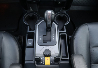 Подержанный автомобиль Land Rover Discovery 2008 года (19 фото)