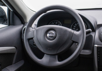 Подержанный автомобиль Nissan Almera Sedan 2018 года (15 фото)