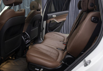 Подержанный автомобиль BMW X7 2019 года (27 фото)