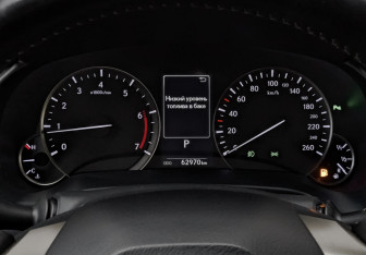 Подержанный автомобиль Lexus RX 2019 года (16 фото)
