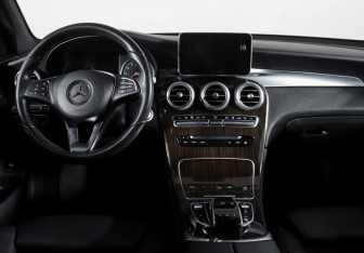 Подержанный автомобиль Mercedes-Benz GLC Coupe 2015 года (12 фото)