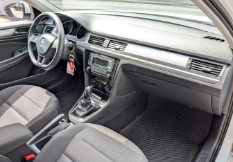Подержанный автомобиль Volkswagen Bora Sedan 2022 года (11 фото)