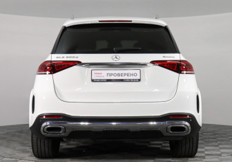 Подержанный автомобиль Mercedes-Benz GLE 2021 года (6 фото)