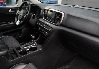 Подержанный автомобиль Kia Sportage 2019 года (7 фото)