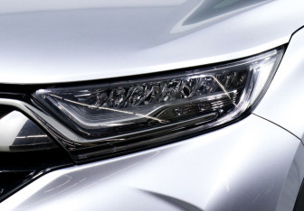 Подержанный автомобиль Honda CR-V 2018 года (7 фото)