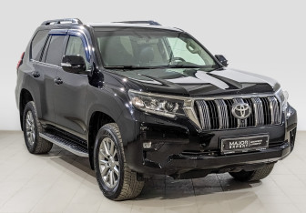 Подержанный автомобиль Toyota Land Cruiser Prado 2019 года (3 фото)