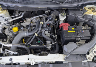 Подержанный автомобиль Nissan Qashqai 2016 года (11 фото)