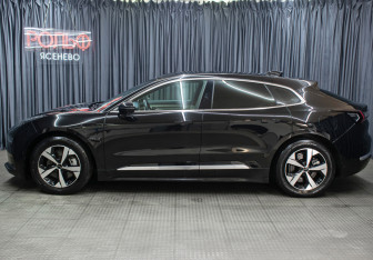 Подержанный автомобиль Zeekr 001 2023 года (8 фото)