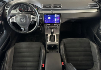 Подержанный автомобиль Volkswagen Passat CC 2012 года (11 фото)