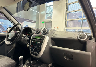 Подержанный автомобиль LADA (ВАЗ) Granta Liftback 2017 года (11 фото)