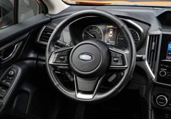 Подержанный автомобиль Subaru XV 2019 года (10 фото)