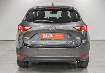 Подержанный автомобиль Mazda CX-5 2019 года (6 фото)