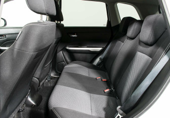 Подержанный автомобиль Suzuki Vitara 2016 года (18 фото)