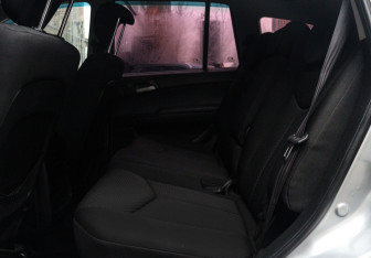 Подержанный автомобиль SsangYong Kyron 2010 года (10 фото)