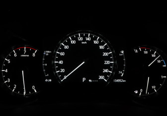 Подержанный автомобиль Mazda CX-9 2022 года (11 фото)