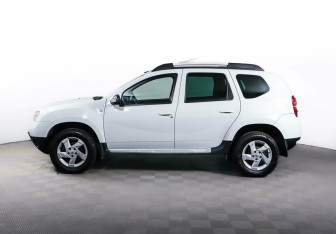 Подержанный автомобиль Renault Duster 2013 года (3 фото)