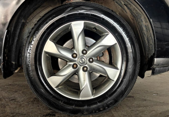 Подержанный автомобиль Nissan Murano Suv 2011 года (19 фото)