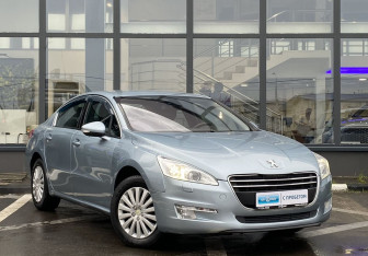 Подержанный автомобиль Peugeot 508 Sedan 2012 года (3 фото)