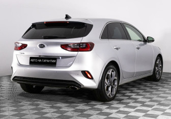 Подержанный автомобиль Kia Ceed Hatchback 2018 года (3 фото)
