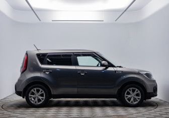 Подержанный автомобиль Kia Soul 2018 года (6 фото)