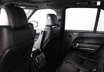 Подержанный автомобиль Land Rover Range Rover 2014 года (12 фото)