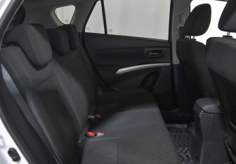 Подержанный автомобиль Suzuki SX4 Hatchback 2021 года (10 фото)