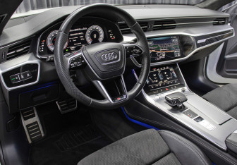 Подержанный автомобиль Audi A7 2018 года (16 фото)