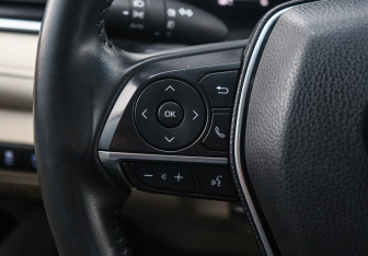 Подержанный автомобиль Toyota Camry Sedan 2022 года (26 фото)