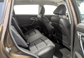 Подержанный автомобиль Geely Atlas 2020 года (11 фото)