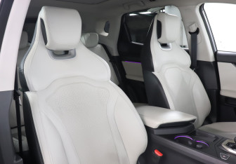 Подержанный автомобиль Jetour Dashing 2023 года (16 фото)
