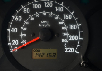 Подержанный автомобиль Kia Spectra Sedan 2009 года (14 фото)