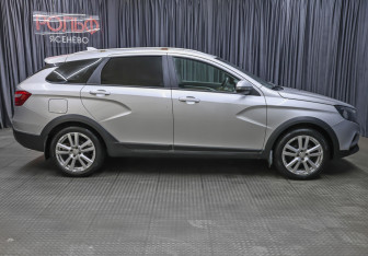Подержанный автомобиль LADA (ВАЗ) Vesta Wagon 2018 года (4 фото)