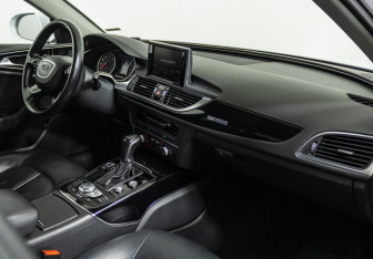 Подержанный автомобиль Audi A6 Sedan 2016 года (9 фото)