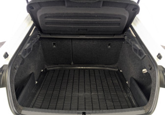 Подержанный автомобиль Skoda Octavia Liftback 2021 года (10 фото)