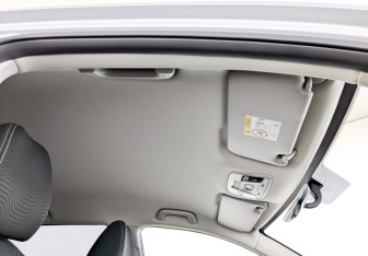 Подержанный автомобиль Geely Coolray 2023 года (22 фото)