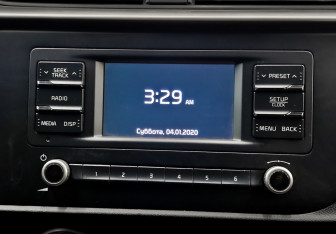 Подержанный автомобиль Kia Rio Hatchback 2021 года (15 фото)