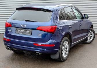 Подержанный автомобиль Audi Q5 2015 года (5 фото)
