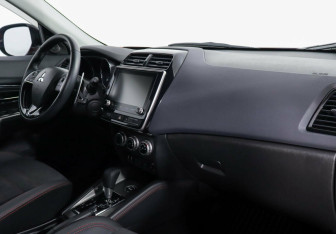 Подержанный автомобиль Mitsubishi ASX 2020 года (7 фото)