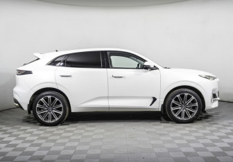 Подержанный автомобиль Changan UNI-K 2023 года (4 фото)