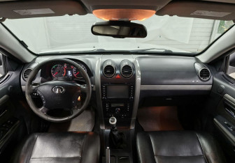 Подержанный автомобиль Great Wall Hover H5 2011 года (11 фото)