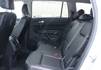 Подержанный автомобиль Volkswagen Teramont 2018 года (10 фото)