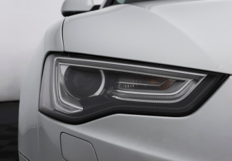 Подержанный автомобиль Audi A5 Coupe 2013 года (25 фото)