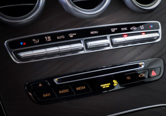 Подержанный автомобиль Mercedes-Benz GLC Coupe 2019 года (19 фото)