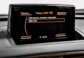 Подержанный автомобиль Audi Q3 2013 года (20 фото)